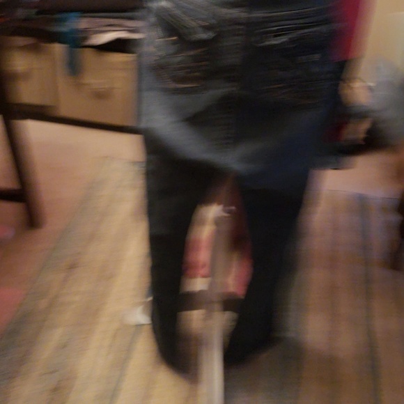 Jean's - Picture 5 of 5